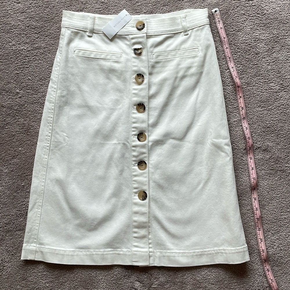 NWT Ann Taylor White Skirt Button 4